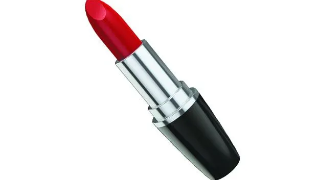 Atenţie la cosmeticele contrafăcute! Pot conţine urină sau cianură