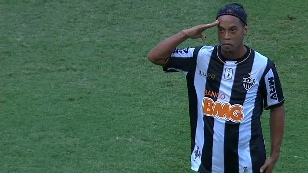 Ronaldinho revine în Europa. Cu cine va semna