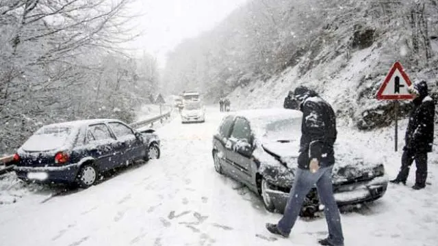 ANM: Ninsoarea va fi nesemnificativă, dar temperatura scade noaptea până la 15-17 grade