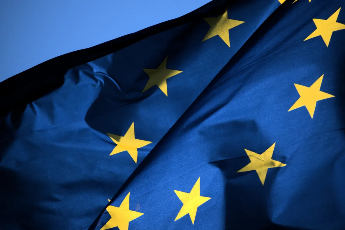 Ţările care încalcă statul de drept şi criteriile de la Copenhaga riscă îngheţarea fondurilor UE