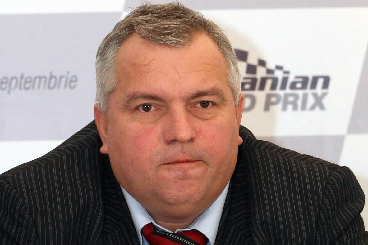 Constantinescu: Am fost ridicat de DNA ca un animal, ca un hoţ. E un abuz, fac plângere la Parchet!