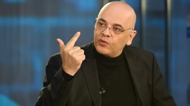 Raed Arafat: Avem medici cu specializări în SUA care s-au întors în România 