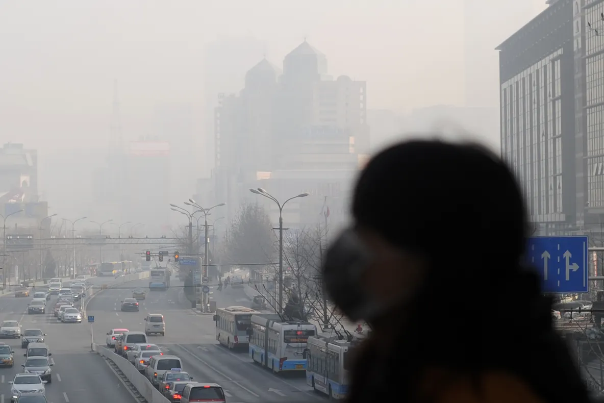 ÎN CEAŢĂ. Poluare atmosferică la nivel "apocaliptic" în Beijing