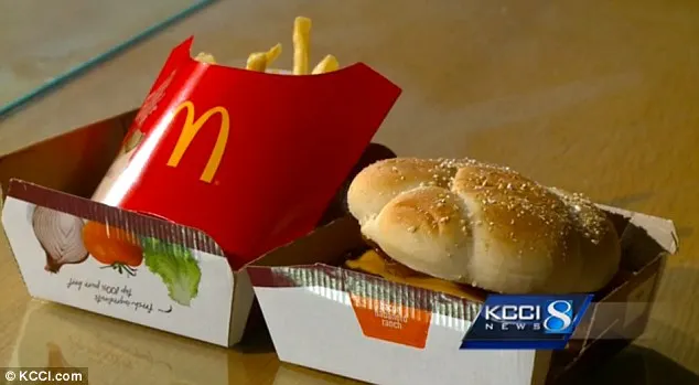 Timp de trei luni a mâncat numai de la McDonald's. Cum arată acum bărbatul?