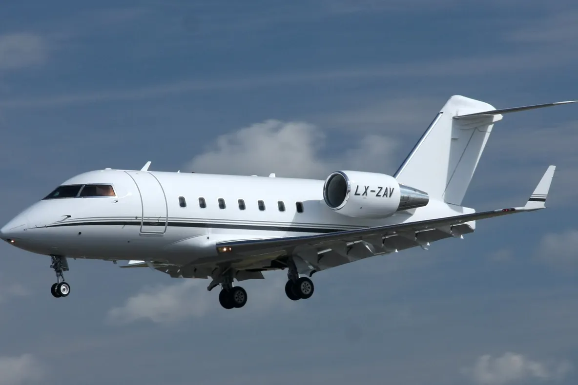 Un avion de mici dimensiuni s-a prăbuşit la aterizare, în Colorado
