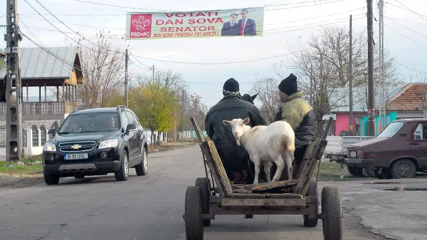 Românii sunt EUFORICI în ani electorali, deşi se tem că vor rămâne fără serviciu