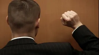 Ai grijă unde-ţi numeri banii! E posibil să te trezeşti CU FISCUL LA UŞĂ