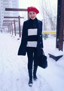 Elena Gherghe te învaţă cum să înfrunţi zăpada cu STIL!