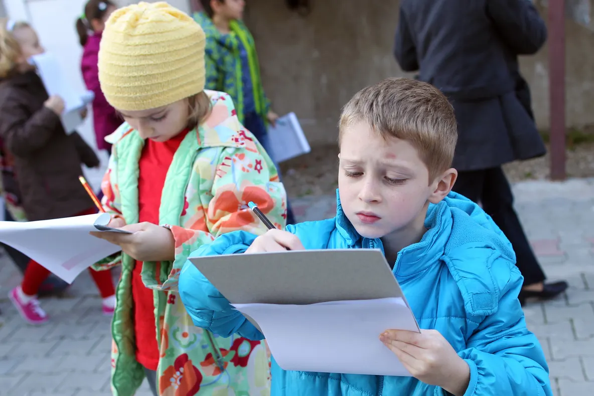 LUNI REÎNCEPE ŞCOALA!Cursurile vor fi reluate, dar semestrul întâi va continua până în 31 ianuarie