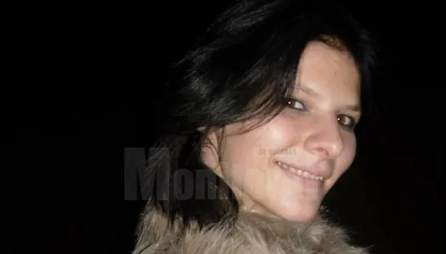 O stripteuză şi-a pus capăt zilelor, după o ceartă cu iubitul. Tânăra a lăsat şi un bilet de adio 