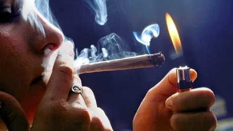 În SUA se deschid primele localuri în care se poate fuma CANABIS