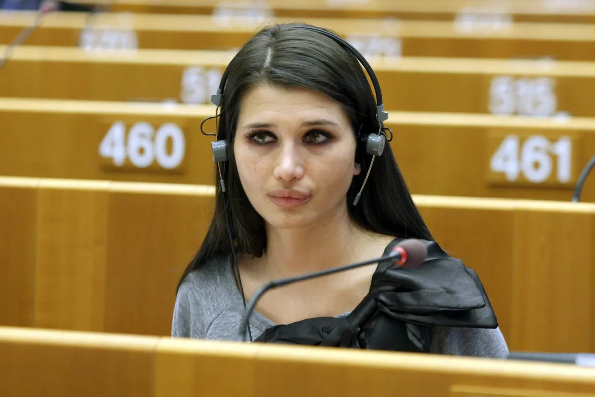 EBA, în PE: Blocând ridicarea imunității deputatului Cosma, guvernanții s-au substituit justiției