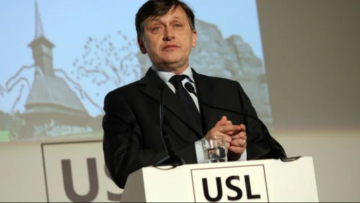 ÎNTÂLNIRE DE TAINĂ LA VÂRFUL PNL, între Antonescu şi mai mulţi lideri