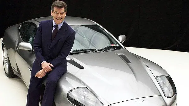 O piesă produsă în China a pus pe butuci maşina lui James Bond