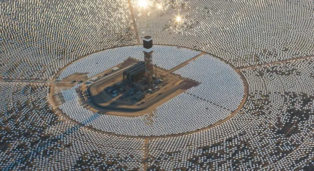 ENERGIE REGENERABILĂ. Cea mai mare centrală solară din lume a fost pusă recent în funcţiune