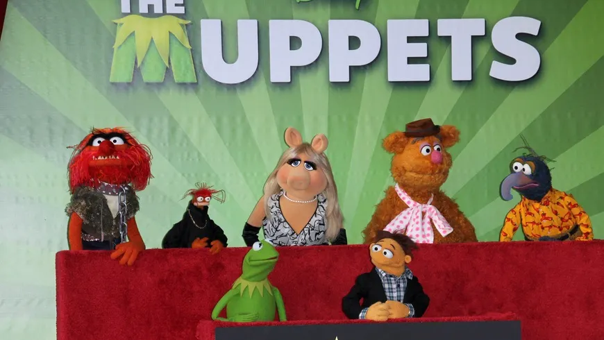 John Henson, una din vocile cunoscute ale păpuşilor Muppets, a murit 