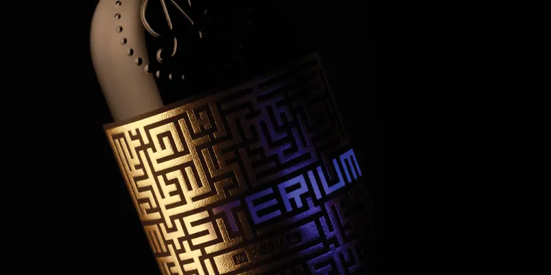 (P) Mysterium de Jidvei – un vin high-end cu o prezentare pe măsură 