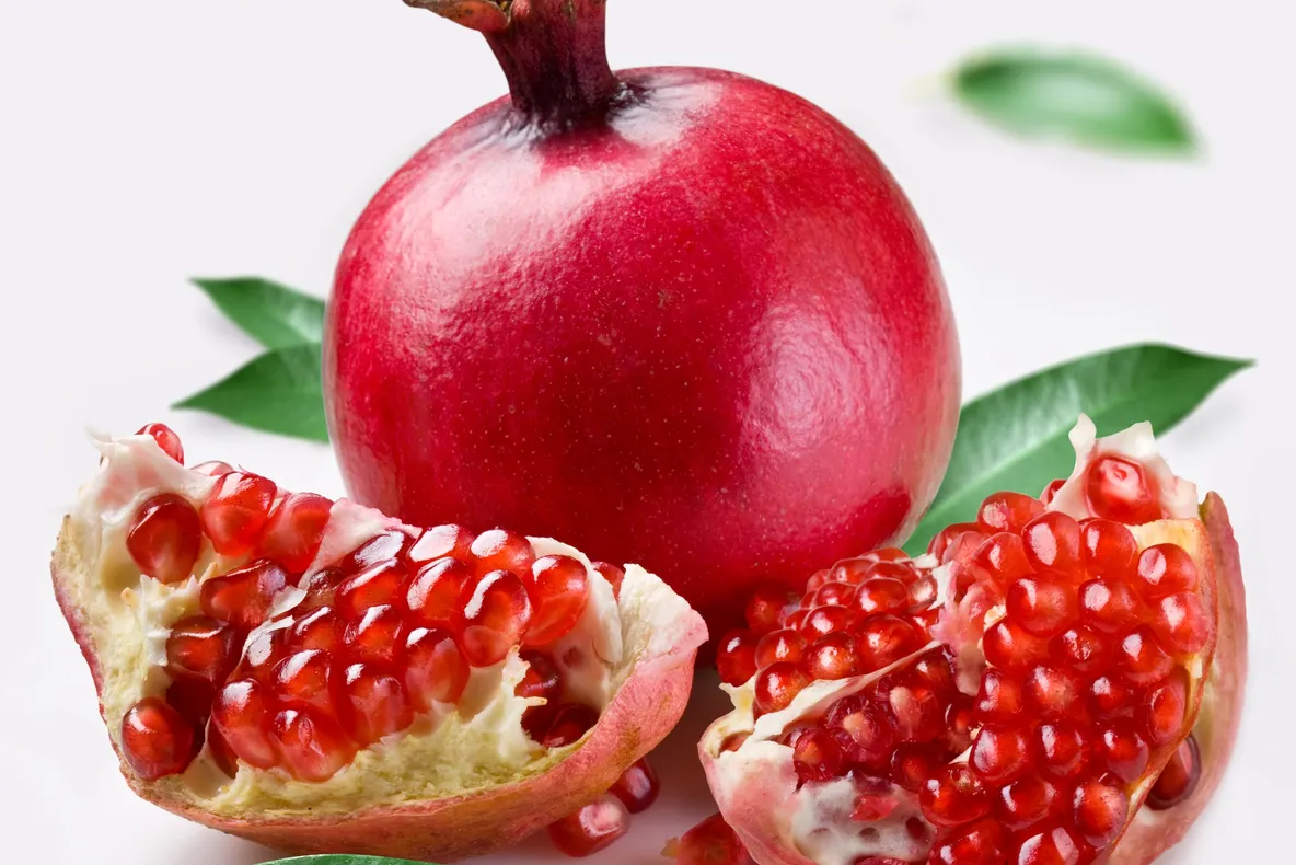 FRESH REFRESH. Rodia, un fruct norocos 