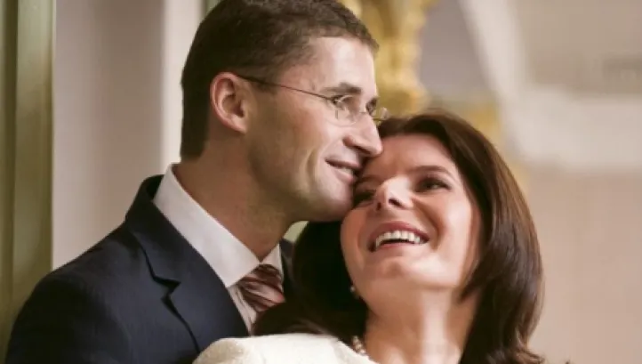 Primarul din Petroşani, soţul Monicăi Iacob-Ridzi, a demisionat din funcţiile din PDL