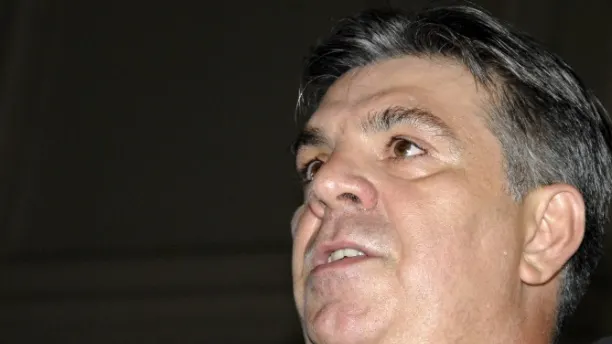 Zgonea: Anumite comisii, din înţelegeri între grupuri, se fac că uită dezbaterea unor legi