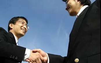 VIN CHINEZII. 2.000 de firme din China vor INVADA un parc tehnologic din România