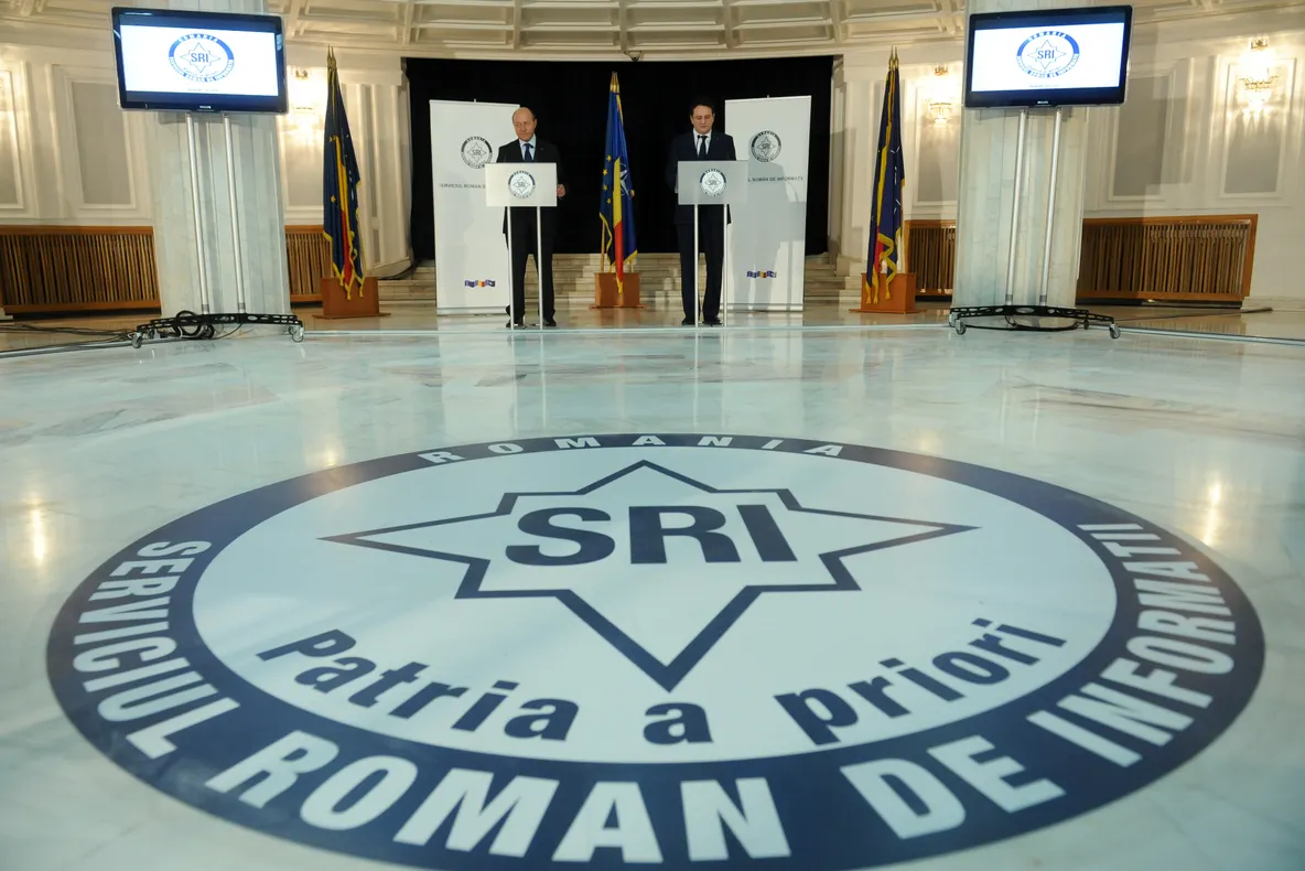 Băsescu, la bilanţul SRI: Performanţe, unde nu intervine politicul.Lăsaţi profesioniştii să lucreze!