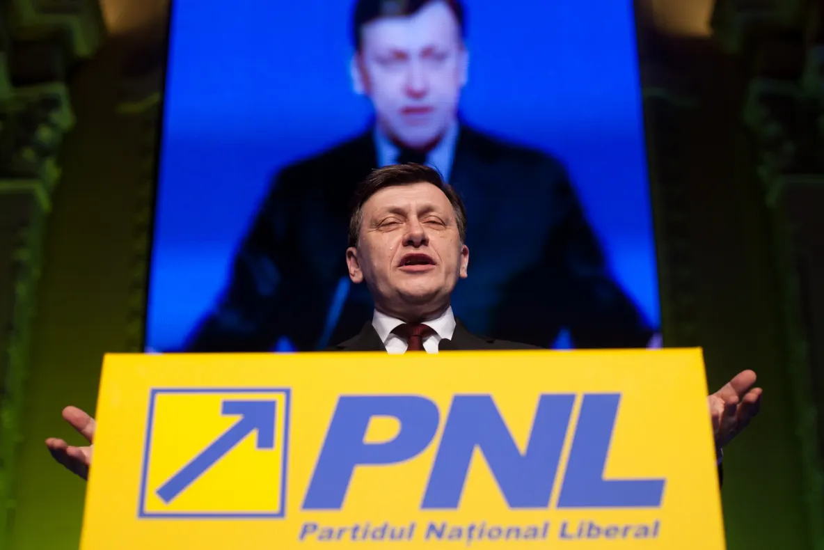 Cum comentează ANTONESCU atacul lui Zgonea de pe Facebook