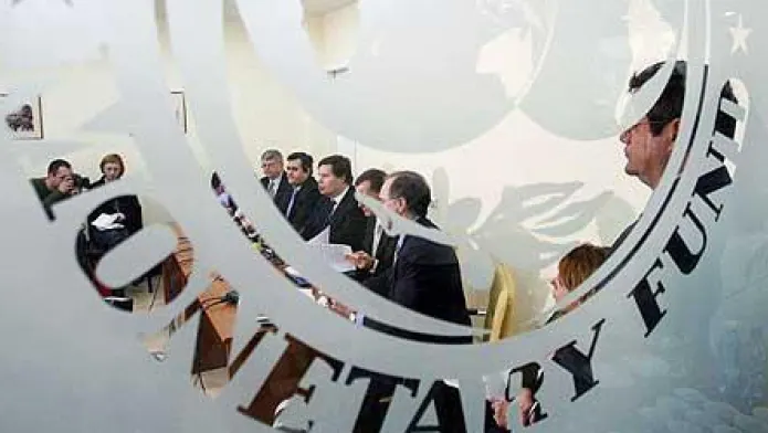 FMI: Redresarea economică va încetini în Europa Emergentă în 2014, iar Ucraina este un risc