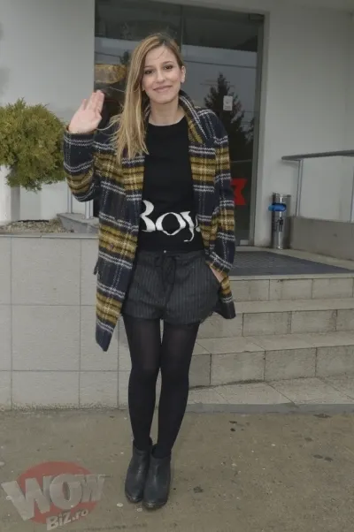 DANA ROGOZ, la ieşirea din spital. Nici nu zici că a născut!