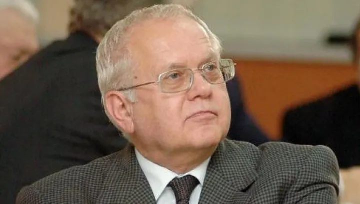 VICTOR BABIUC a fost ELIBERAT din închisoare