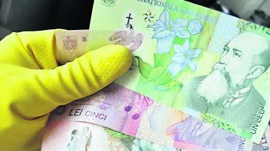 PRIME ILEGALE de peste 1 milion de lei la SGG. Angajaţii,obligaţi prin instanţă să returneze sumele 