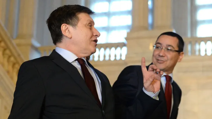 Ponta: USL poate fi refăcută doar dacă Antonescu pleacă de la conducerea PNL