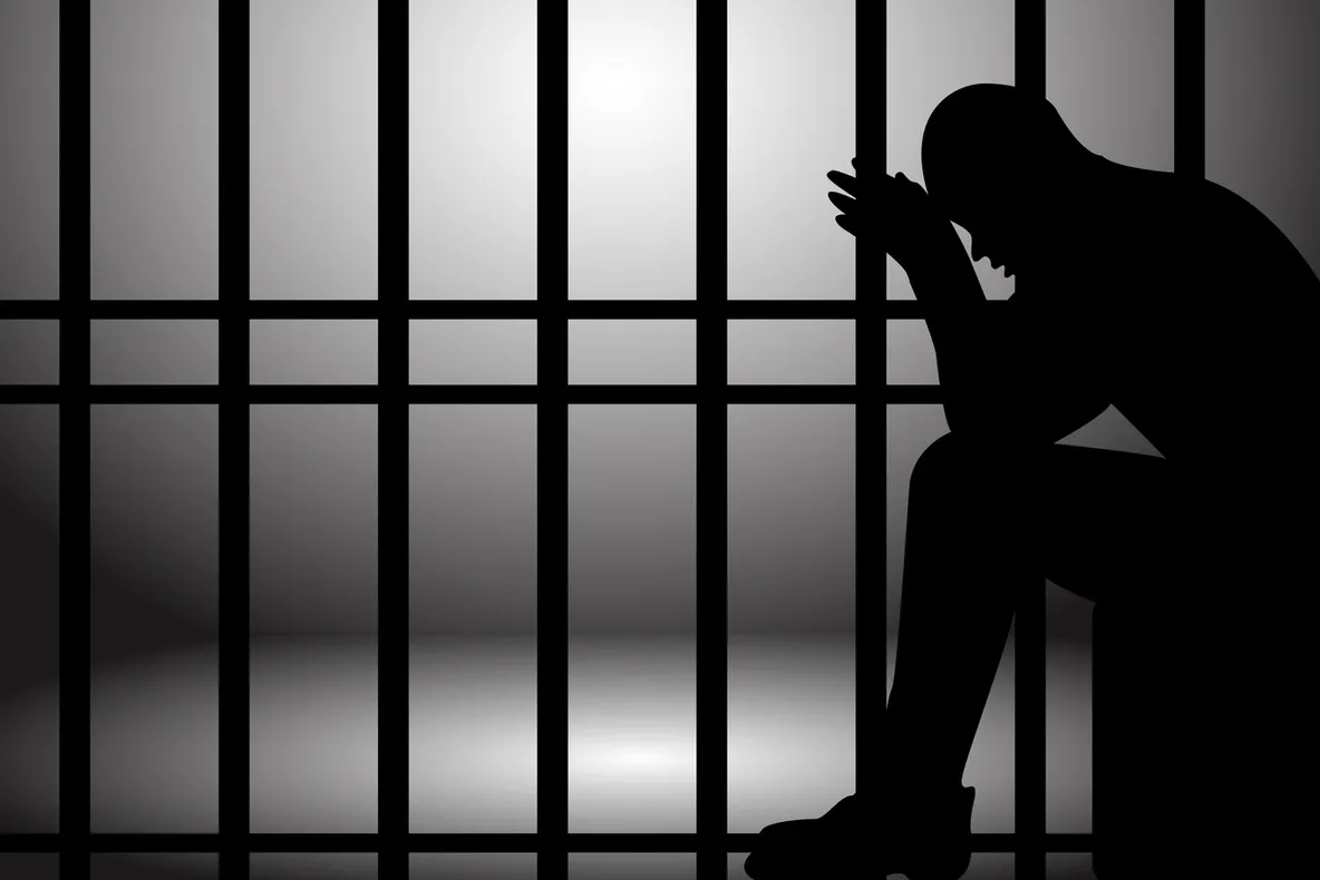 Un deţinut condamnat la 21 de ani de închisoare s-a sinucis în Penitenciarul Bacău