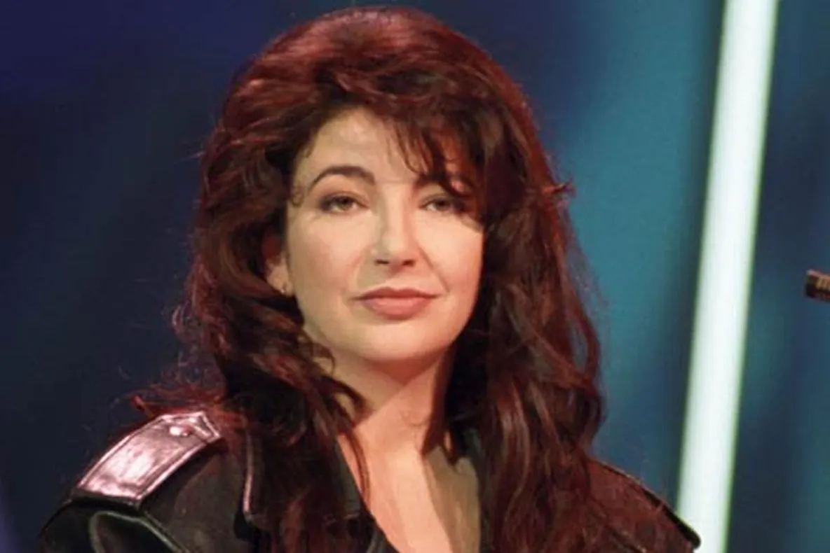 KATE BUSH revine pe scenă, după 35 de ani