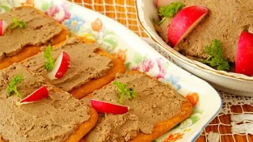 POSTUL PASTELUI: cât de PERICULOASE sunt pateurile şi "mezelurile" de post şi ALTERNATIVA sănătoasă