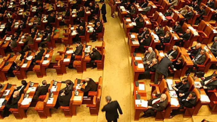 PDL depune din nou moţiune simplă pe tema descentralizării