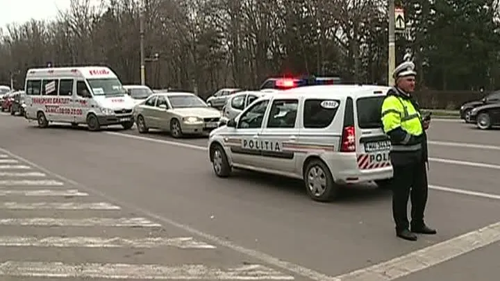 POLIŢIST BEAT, accident pe trecerea de pietoni 