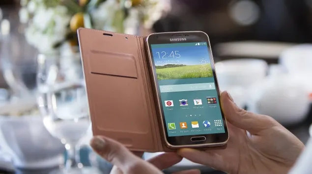 Galaxy S5, One M8 sau Xperia Z2? Care este cel mai bun smartphone cu Android