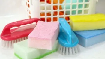 9 locuri și obiecte MURDARE din casă pe care uiți să le cureți când faci curat