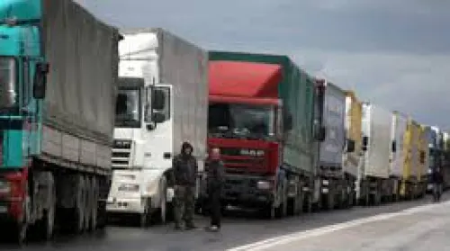 MAE: Patru şoferi de tir români, într-o fabrică din Tighina unde tirurile le sunt SECHESTRATE