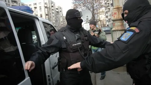 Percheziţii la administratori de firme suspectaţi de evaziune de peste 2,5 milioane de lei, în Mureş