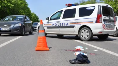 În comă, după ce a fost spulberat pe trecerea de pietoni: "L-a aruncat mai mulţi metri"