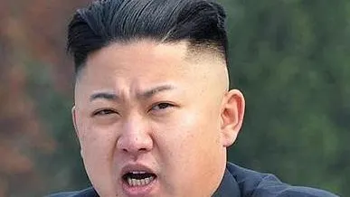Tunsoarea lui Kim Jong-Un, luată în derâdere de o frizerie din Londra 
