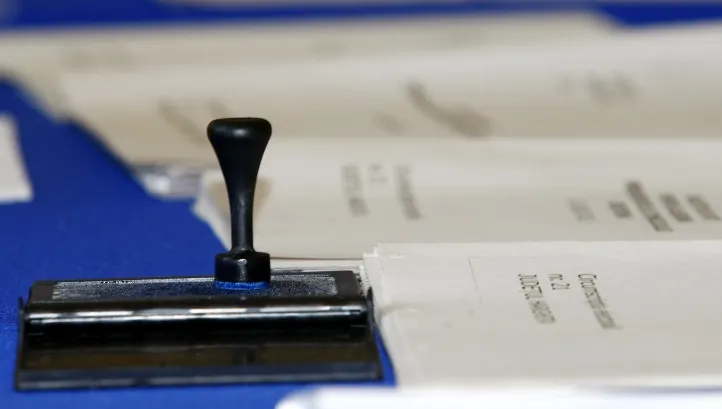 EUROPARLAMENTARE 2014: Alegătorii pot afla pe Internet la ce secţie pot vota pe 25 mai