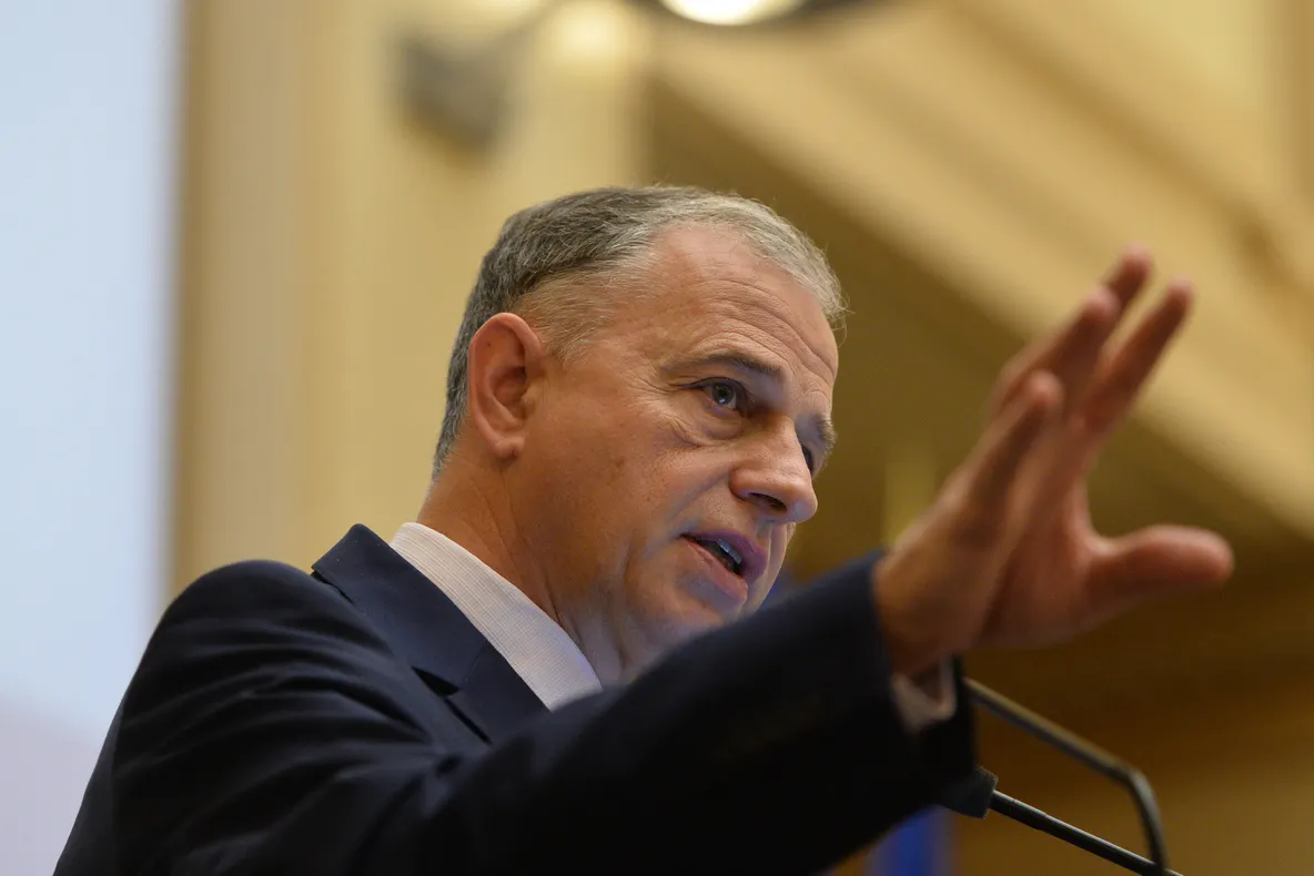 De ce nu avem ambasador SUA? Geoană: "Obama a aprobat trei nume"