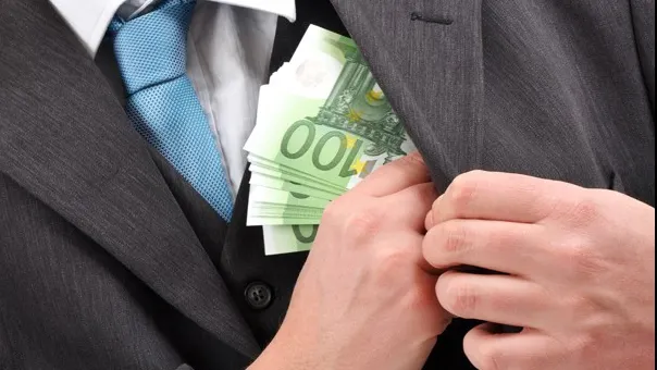 UPDATE. BANII de stimulente pentru bugetari, ASCUNŞI SUB PREŞ de Ministerul Finanţelor