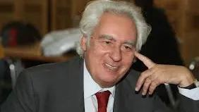 Istoricul Lucian Boia a fost decorat de președintele Ungariei cu "Crucea de cavaler a Ordinului de Merit"