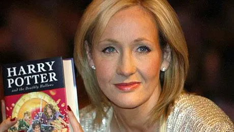 După seria "Harry Potter", o altă carte semnată de J.K. Rowling va fi transpusă pe marile ecrane 