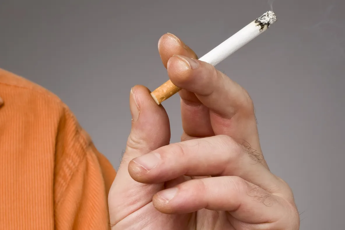 SĂNĂTATE. Ce trebuie să ştii despre boala fumătorului