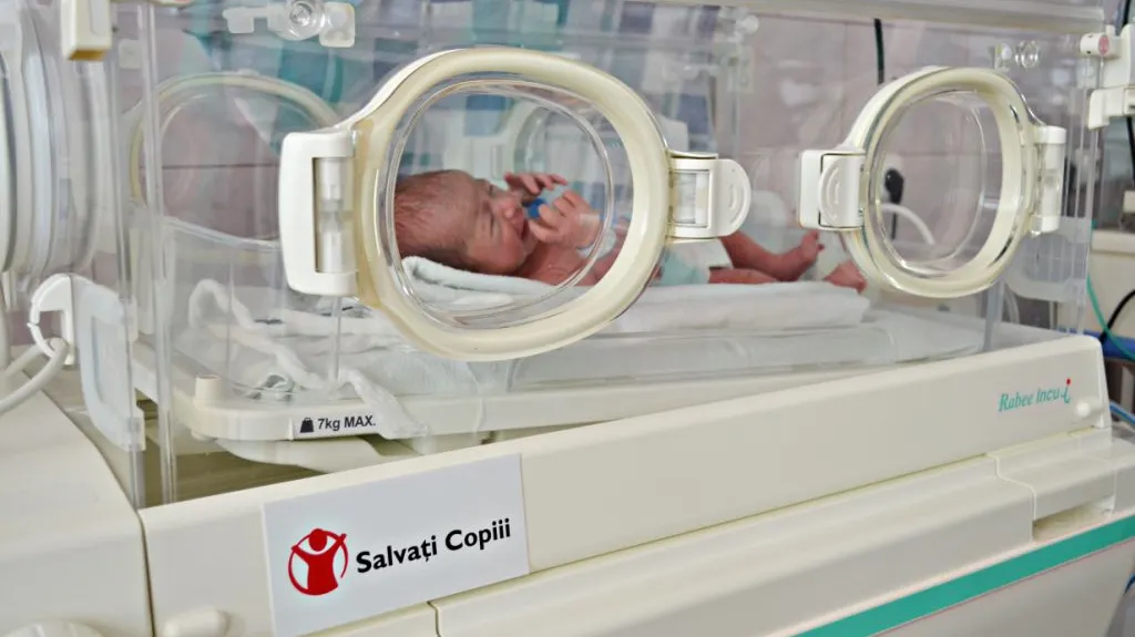 SALVAȚI COPIII! Alătură-te acum programului național de combatere a mortalității infantile!